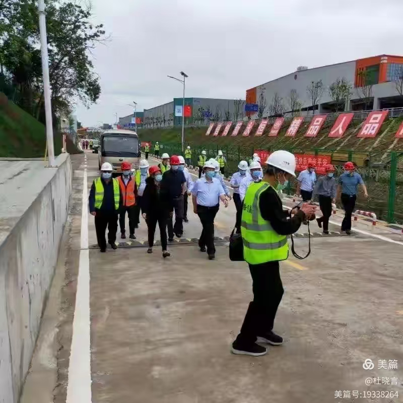 筆耕不輟映初心，余熱生輝軌道情 ——記中鐵建重慶軌道交通15號(hào)線(xiàn)二期總承包部的新聞人林赤喜